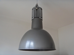 Lampe Atelier - luminaire industriel 1950 émaille et fonte